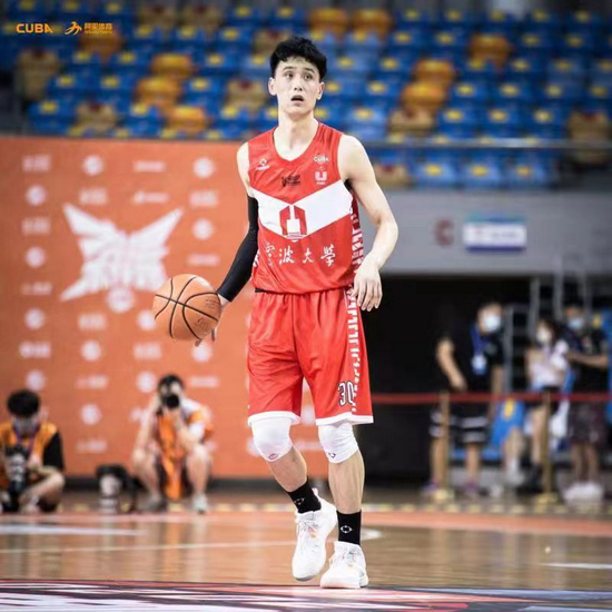 宁波大学栾利程被北京队选中成队史首位cba球员