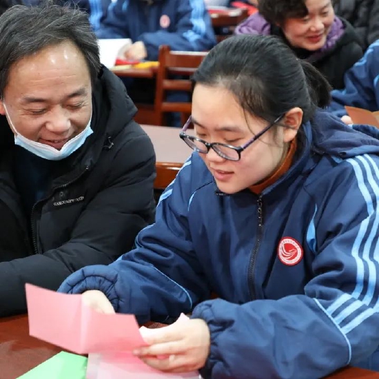 杭十四艮山中学:"十八而志·决胜高考"2022届高三年级成人礼暨高考