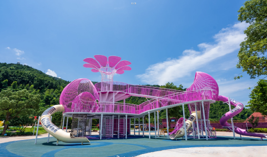 日前达蓬山星梦改造升级后正式对外开放乐园