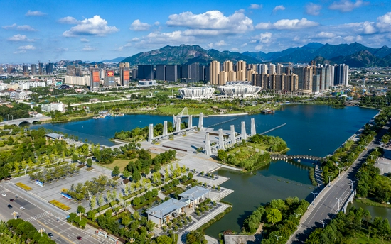 苍南县灵溪镇全力打造温州南部消费中心